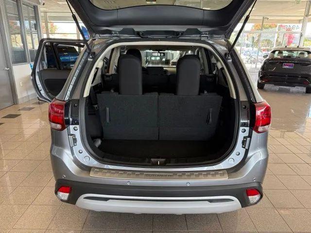 2020 Mitsubishi Outlander ES 2.4