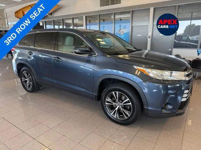 2017 Toyota Highlander LE for sale in Fremont, CA
