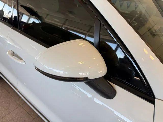 2016 Porsche Macan Turbo