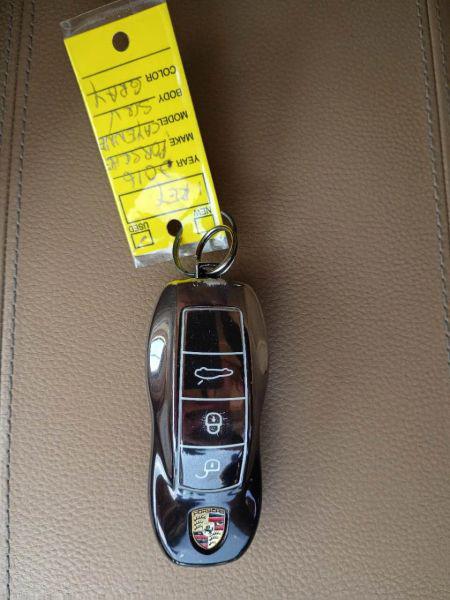 2016 Porsche Cayenne Base