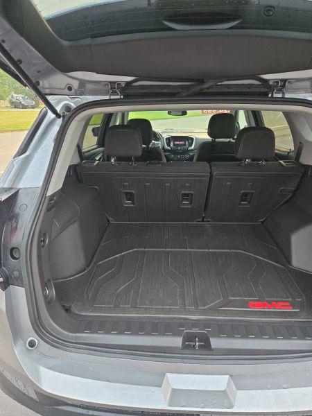 2024 GMC Terrain AWD SLE