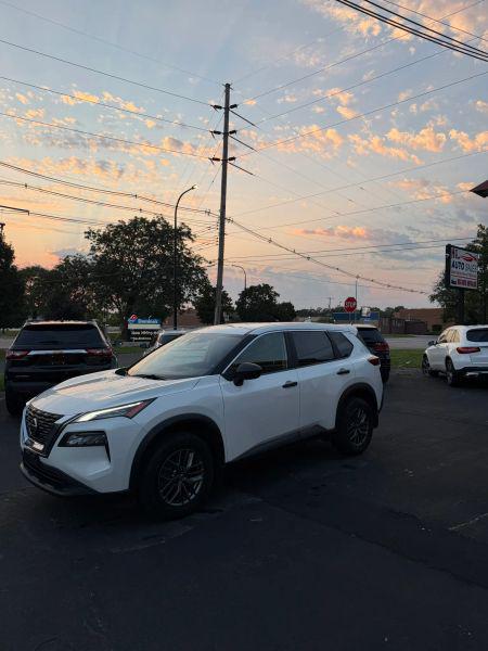 2021 Nissan Rogue S FWD for sale in Urbana, IL