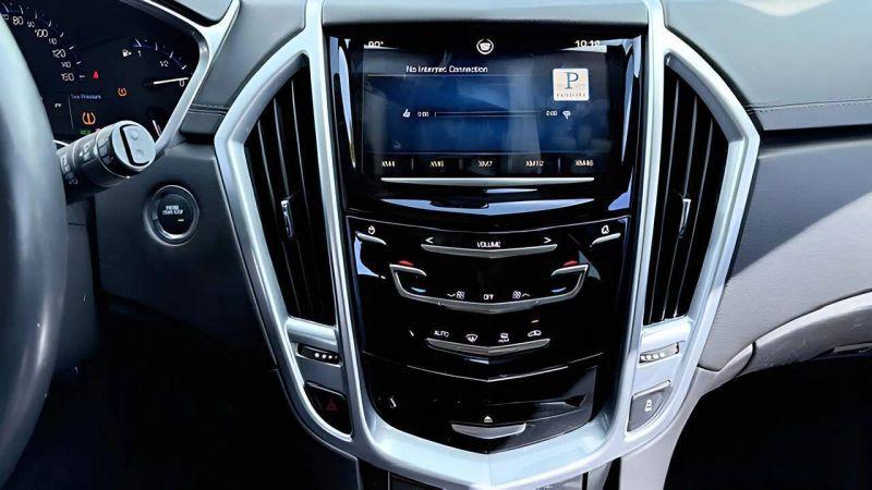 2013 Cadillac SRX Standard