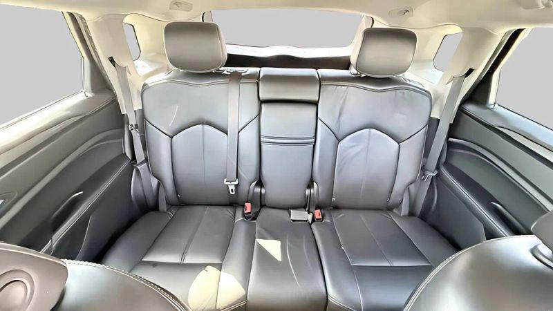 2013 Cadillac SRX Standard