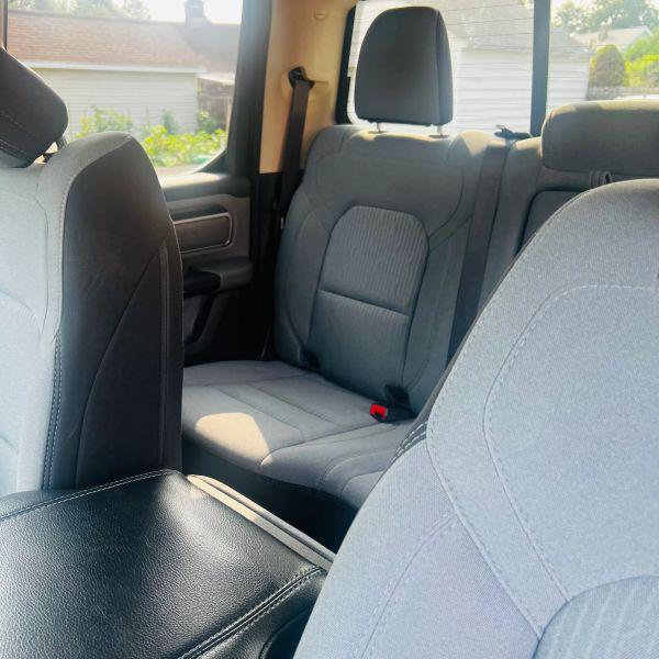 2020 Ram 1500 Big Horn Quad Cab 4x4 64 Box