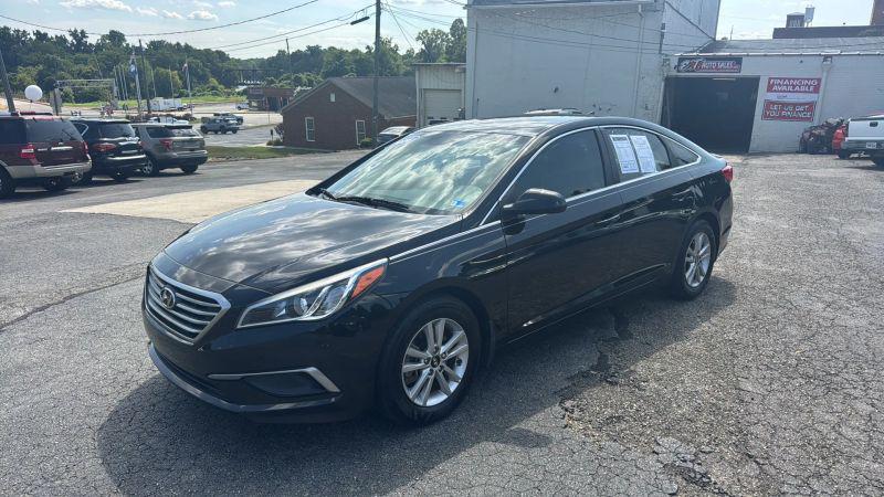 2016 Hyundai Sonata SE for sale in South Boston, VA