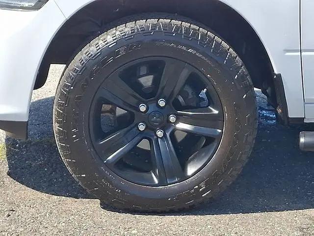 2018 Ram 1500 Night Crew Cab 4x4 5'7" Box