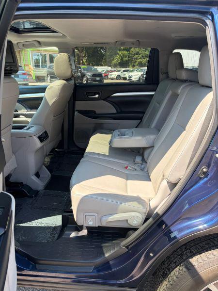 2016 Toyota Highlander XLE V6