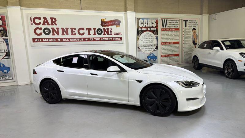 2021 Tesla Model S Plaid Tri Motor All-Wheel Drive
