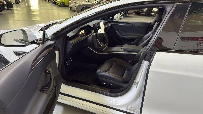 2021 Tesla Model S Plaid Tri Motor All-Wheel Drive