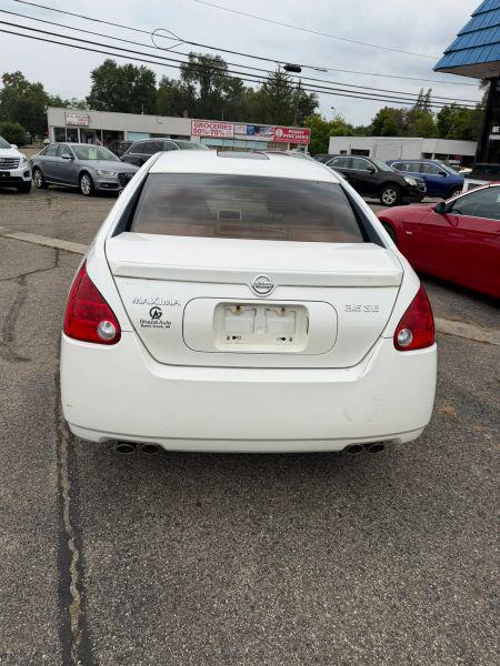 2005 Nissan Maxima 3.5 SE