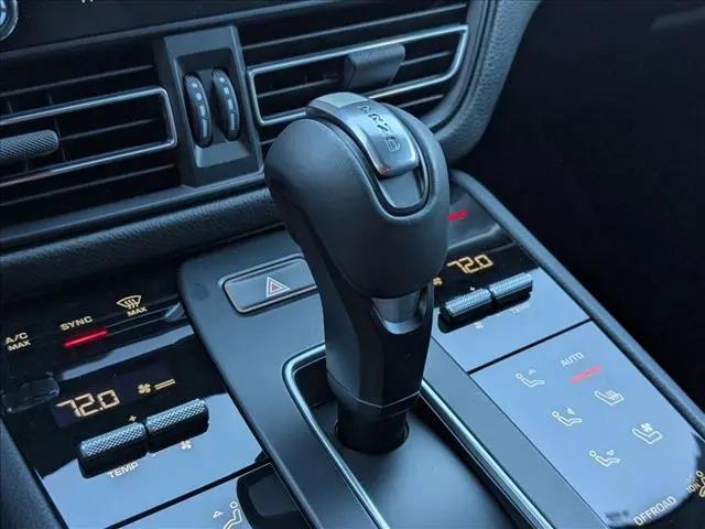 2026 Porsche Macan T