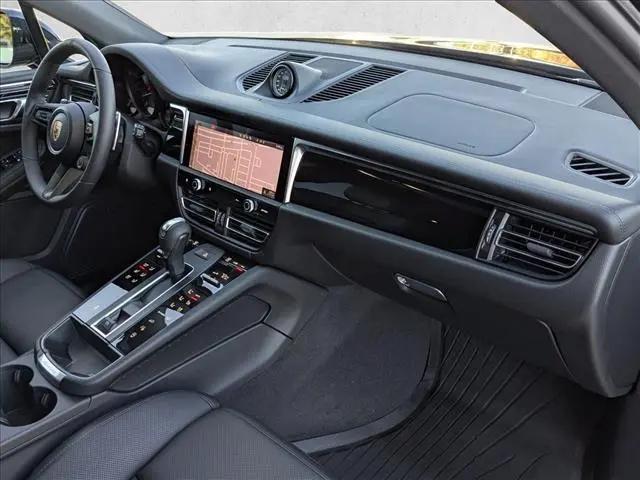 2026 Porsche Macan T