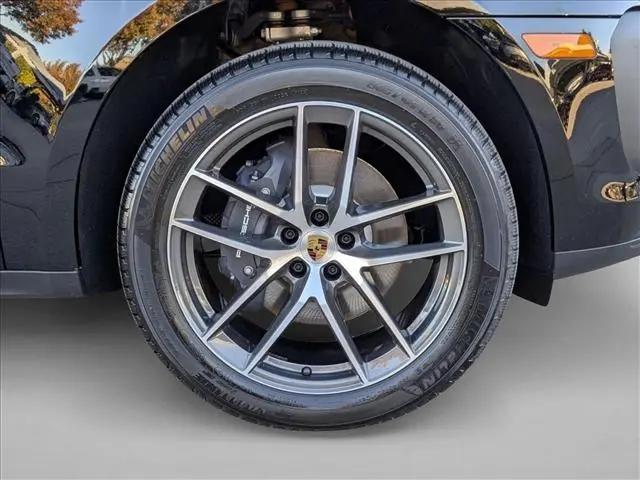 2026 Porsche Macan T