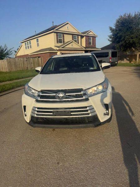 2019 Toyota Highlander XLE for sale in Cypress, TX