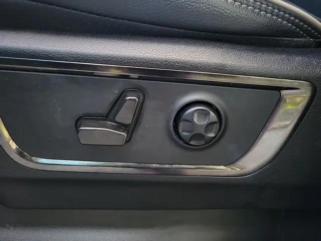 2022 Ram 1500 Limited Crew Cab 4x4 57 Box