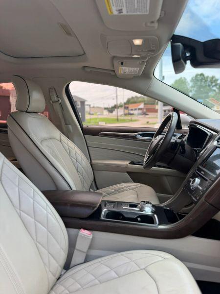 2017 Ford Fusion Platinum
