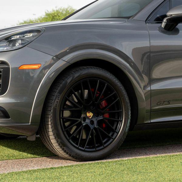 2023 Porsche Cayenne GTS