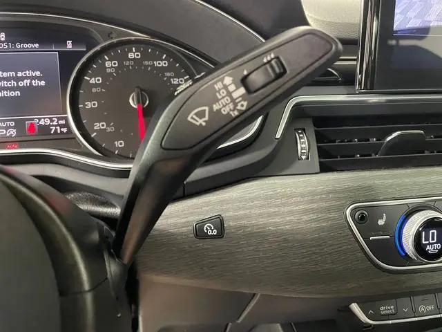 2023 Audi A4 Premium 45 TFSI S line quattro S tronic