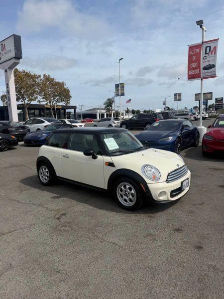 2012 MINI Cooper Cooper
