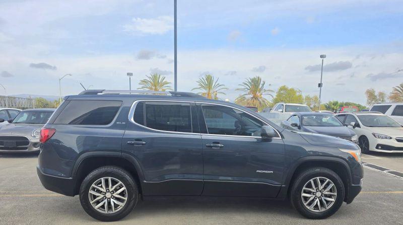 2019 GMC Acadia SLE-2