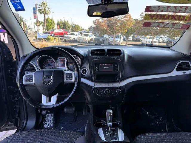 2017 Dodge Journey Crossroad