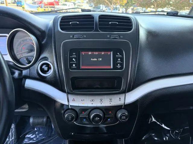2017 Dodge Journey Crossroad