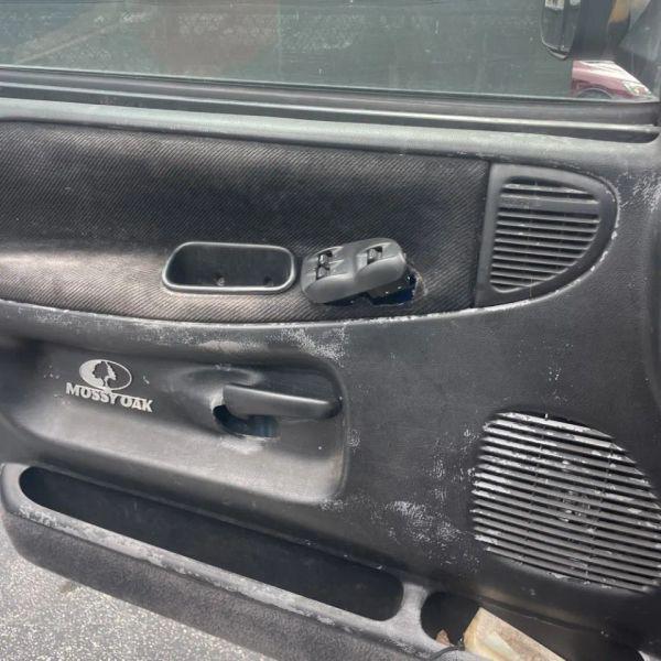 1997 Dodge Ram 2500 ST