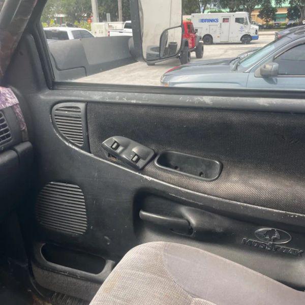 1997 Dodge Ram 2500 ST