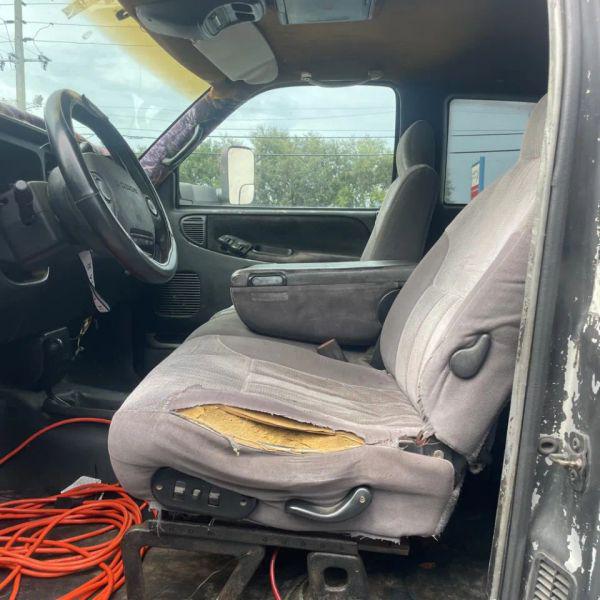 1997 Dodge Ram 2500 ST