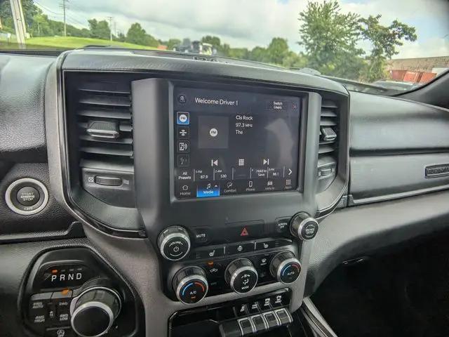 2023 Ram 1500 Big Horn Crew Cab 4x4 57 Box