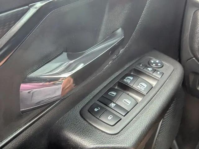 2023 Ram 1500 Big Horn Crew Cab 4x4 57 Box