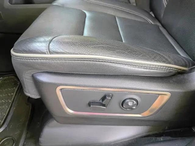 2019 Ram 1500 Limited Crew Cab 4x2 57 Box