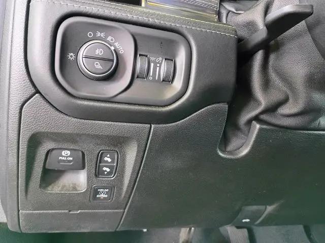2019 Ram 1500 Limited Crew Cab 4x2 57 Box