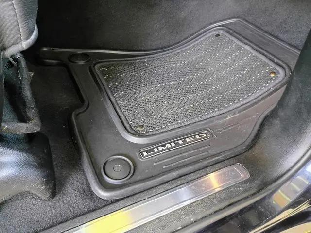 2019 Ram 1500 Limited Crew Cab 4x2 57 Box