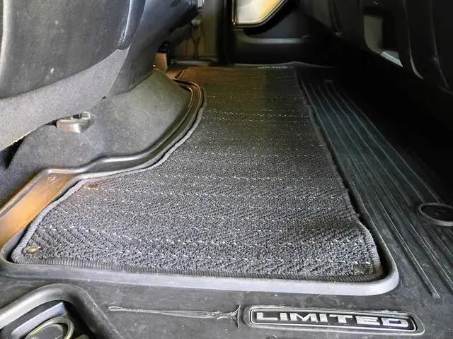 2019 Ram 1500 Limited Crew Cab 4x2 57 Box