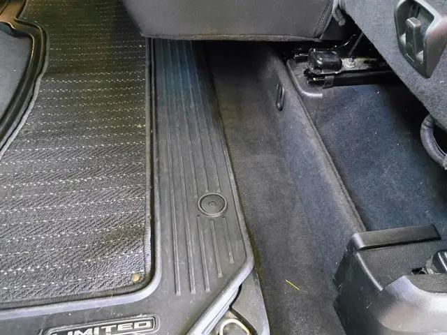 2019 Ram 1500 Limited Crew Cab 4x2 57 Box
