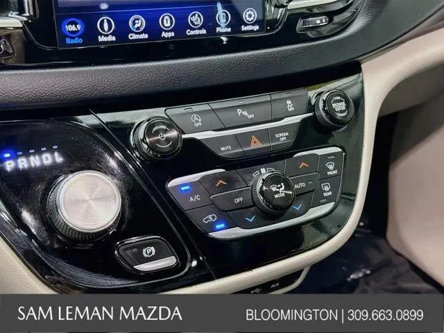 2018 Chrysler Pacifica Touring L