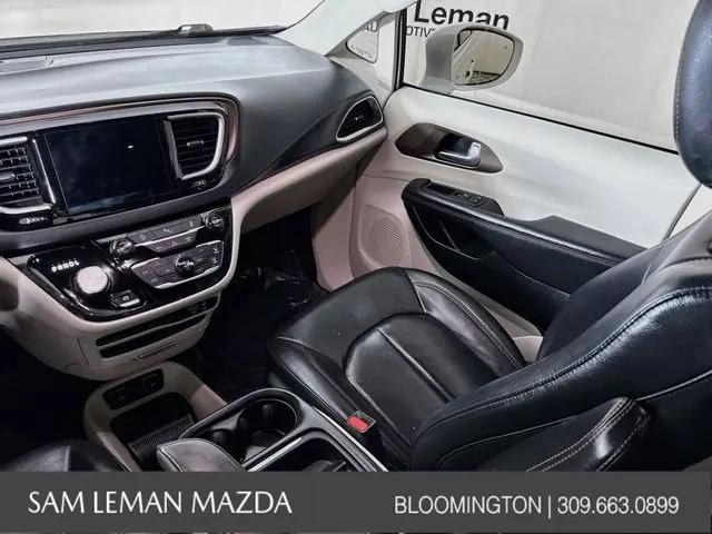 2018 Chrysler Pacifica Touring L