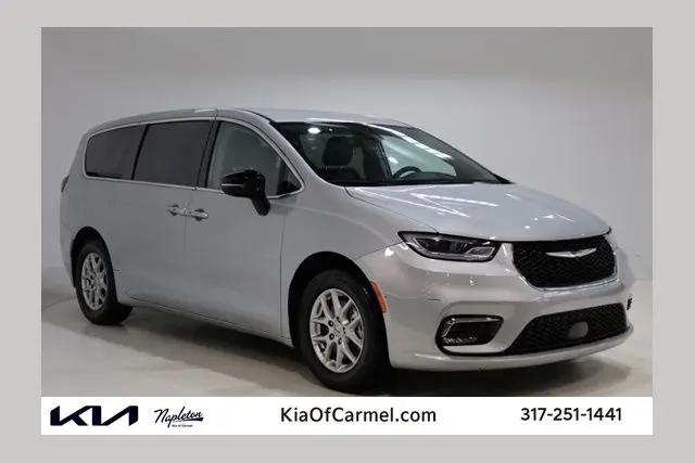 2024 Chrysler Pacifica Touring L for sale in Indianapolis, IN