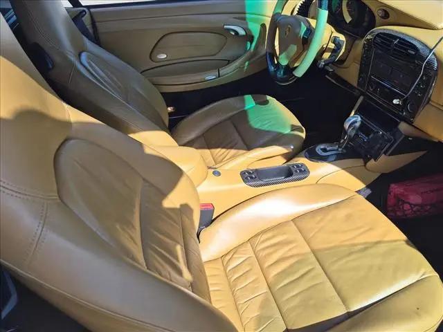 2001 Porsche 911 Carrera