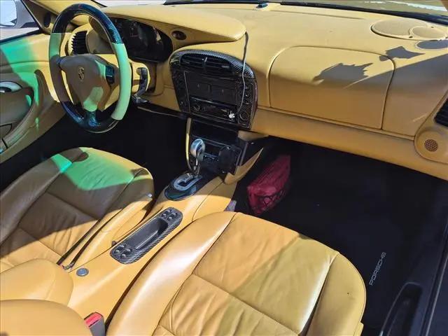 2001 Porsche 911 Carrera