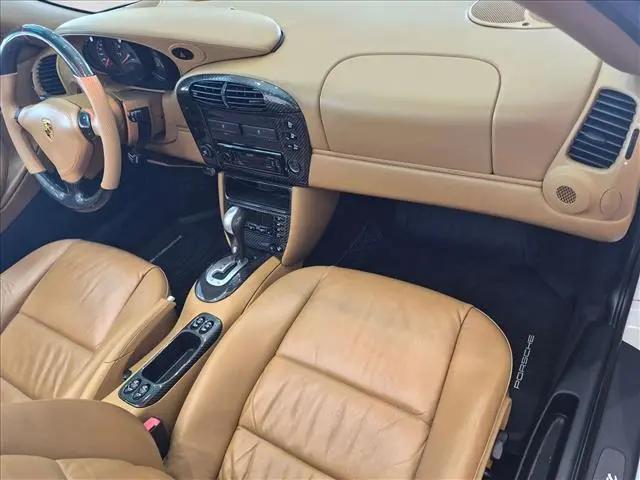2001 Porsche 911 Carrera