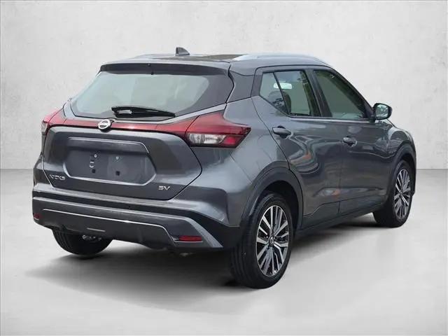 2021 Nissan Kicks SV Xtronic CVT