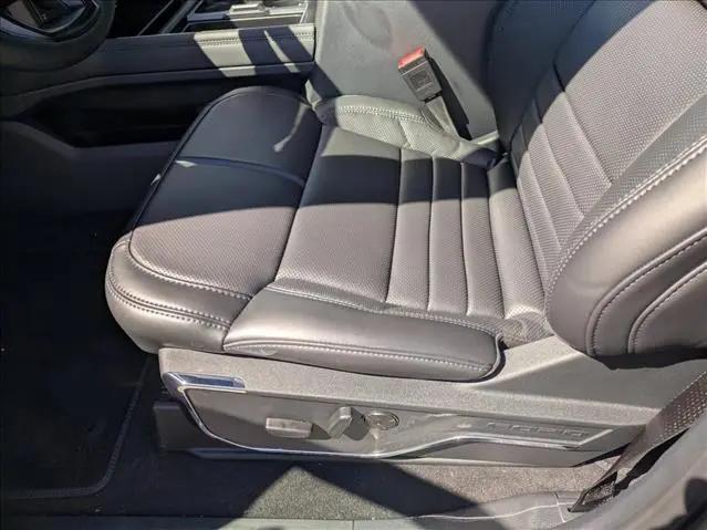 2027 Ford F-250 Platinum