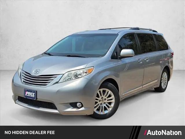 2015 Toyota Sienna XLE 8 Passenger for sale in Frisco, TX