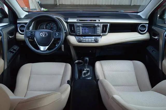 2014 Toyota RAV4 XLE