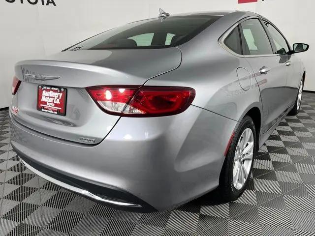 2016 Chrysler 200 Limited