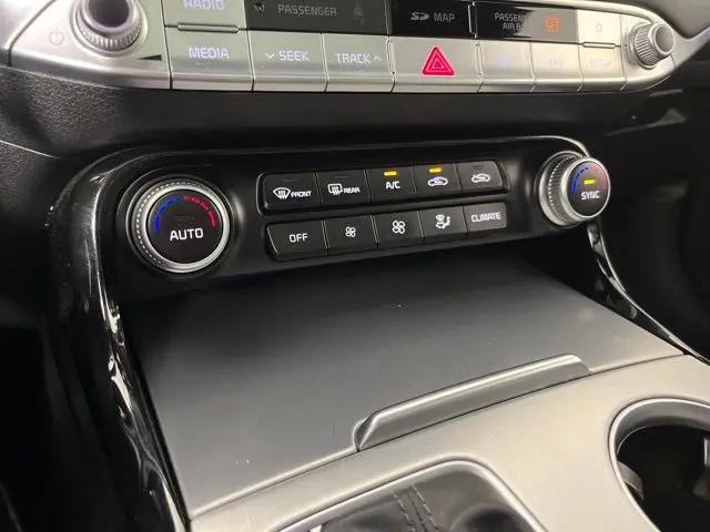 2019 Kia Stinger GT1