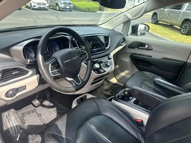 2021 Chrysler Pacifica Touring L